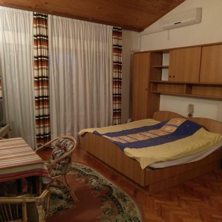 Apartmani Marijana Selce Extérieur photo